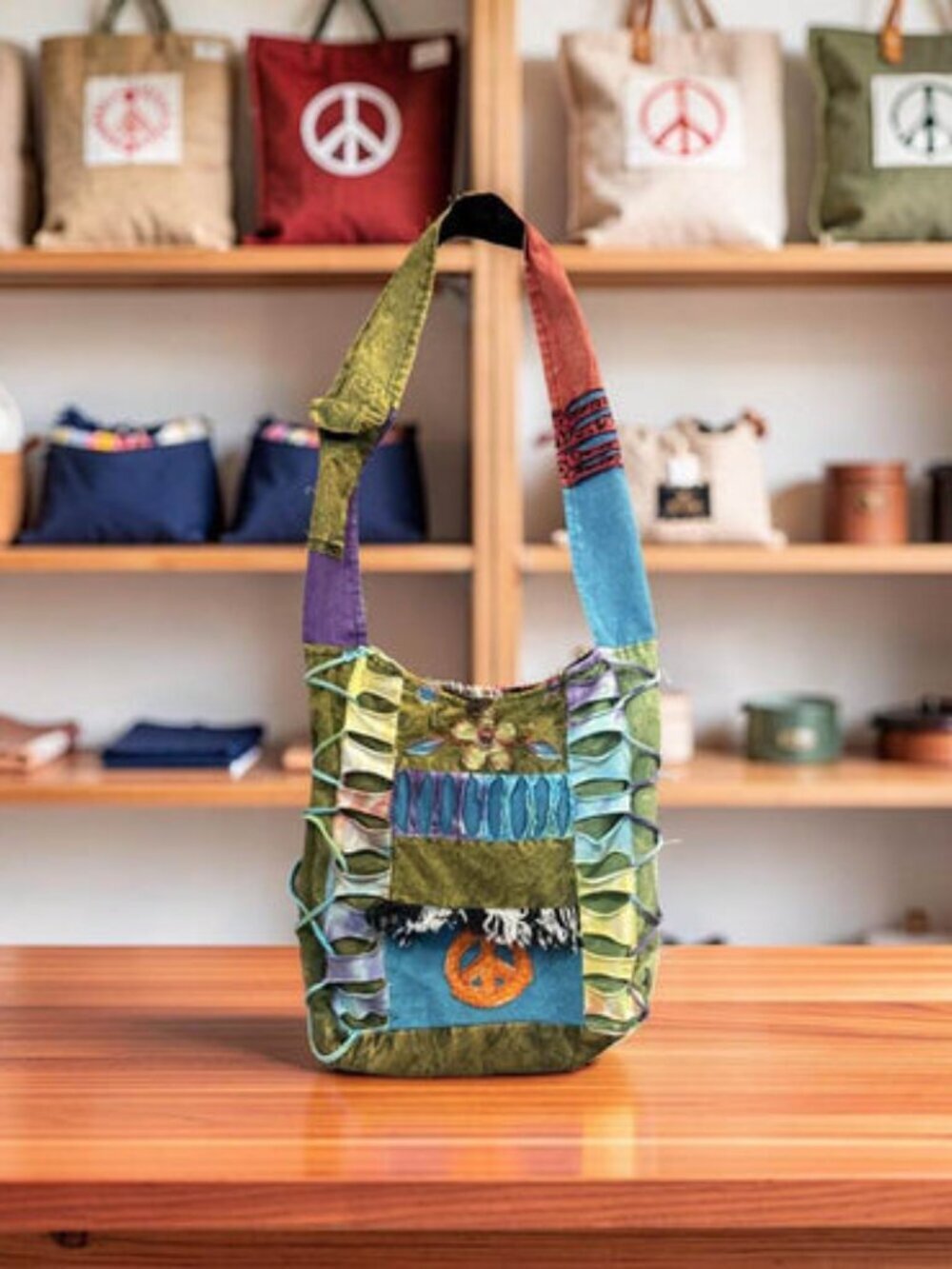 BOHO PATCH BAG - Picture 4 of 6